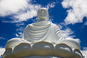 c0 The great Buddha statue in Nha Trang, Vietnam