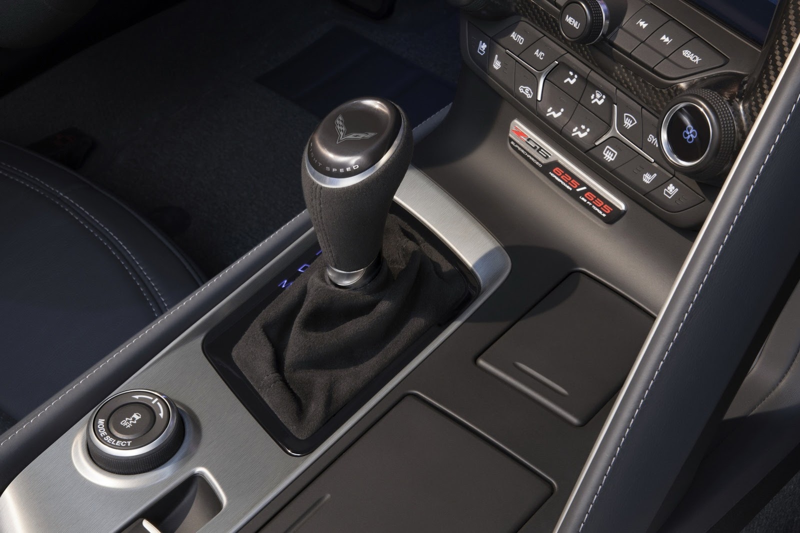 [2015-Chevrolet-Z06-Convertible-0%255B2%255D.jpg]