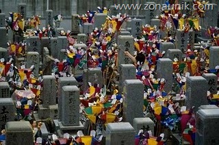 [1burial63.jpg]