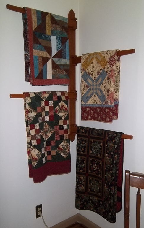 [Quilt%2520Rack%25201%255B5%255D.jpg]