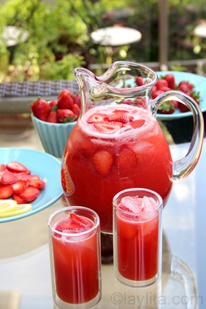 Homemade-strawberry-lemonade