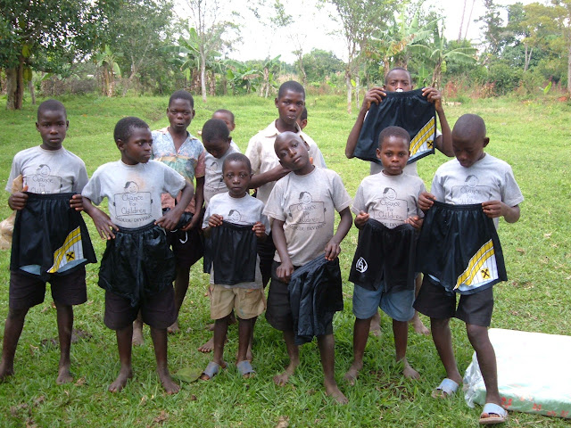 m boys got shorts 082011.JPG - Madudu