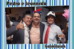 Fotos do evento Pedro e Leonardo - 10.12.11. Foto numero 06 da Social Click Fotografia Digital, do Rio de Janeiro, RJ, que faz fotos divertidas, fotos malucas, fotos com fantasias, fotos na hora, fotografia maluca, fotografia divertida com molduras personalizadas. fotos divertidas malucas foto maluca animadas animado rj rio de janeiro divertida fantasia animada com fotografos casamento fotógrafos para festas 15 anos