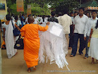 Moving Preparing Pahan Koodu (lanterns) to Salapathala Maluva (The paved brick courtyard in Ruwanweliseya stupa)