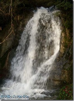 Cascada de Garralda - Valle de Azkoa Cascada de Garralda - Valle de Azkoa