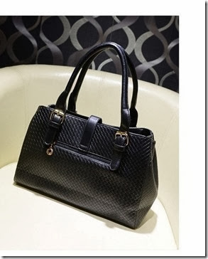 5444 BLACK, ROSE (187.000)- Material PU Leather Bottom Width 34 Cm Height 23 Cm Thickness 10 Cm Weight 0.74