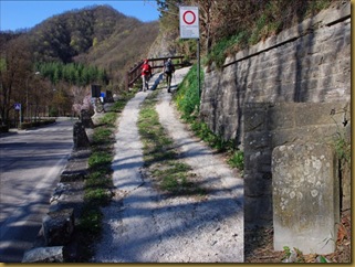 inizio mulattiera di P.Pazza inizio mulattiera di P.Pazza