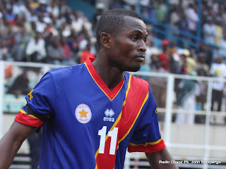Deo Kanda lors du match de l'équipe olympique de la RDC au stade des martyrs à Kinshasa. Radio Okapi/ Ph. John Bompengo.