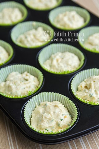 [muffins%2520in%2520tava%255B5%255D.jpg]