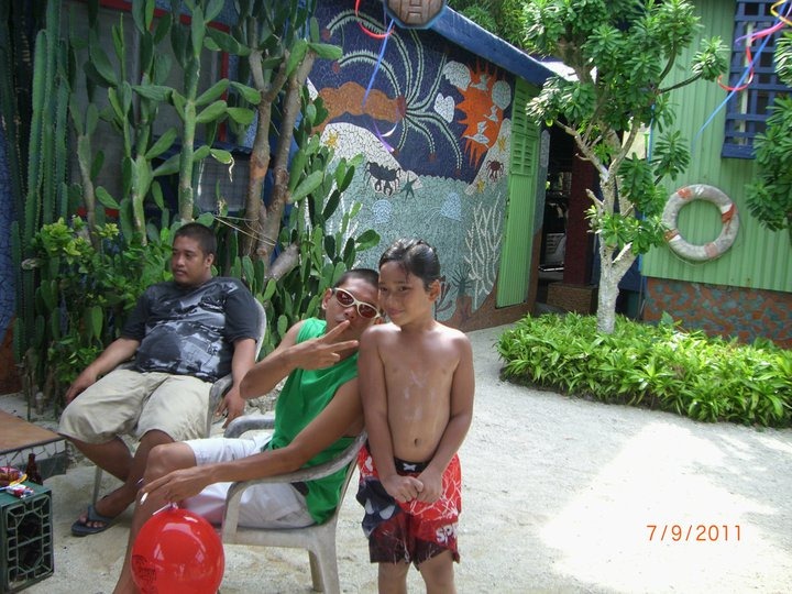 [Shawn-7bday09%255B5%255D.jpg]