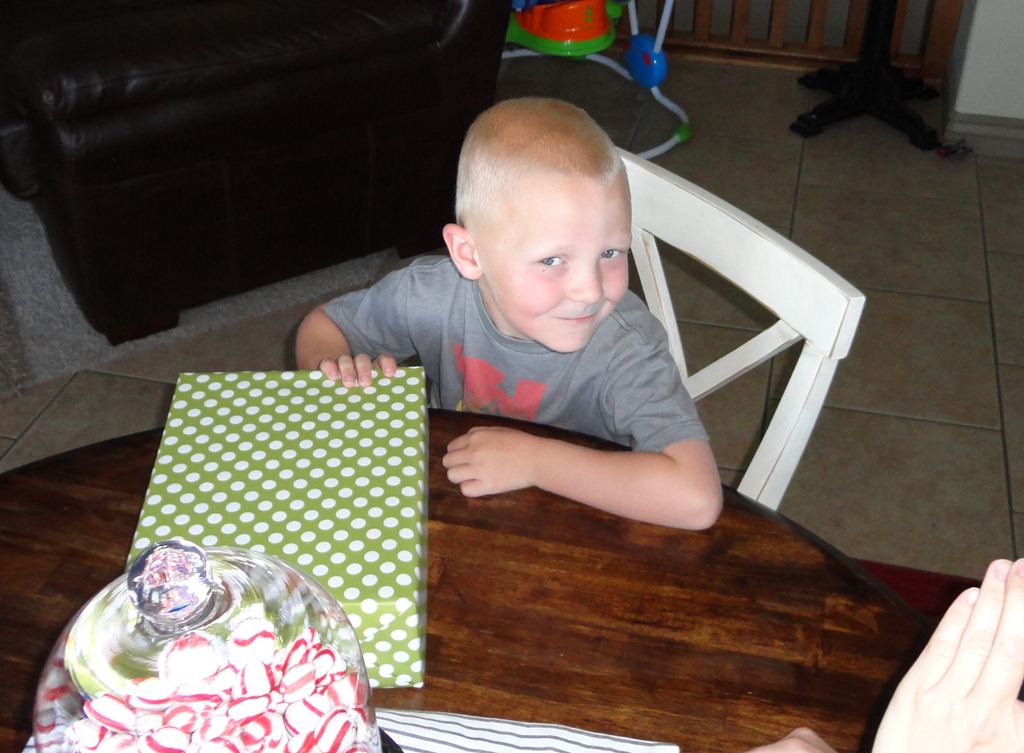 [boys%2520b%2520day%2520party%25202011%2520001%255B9%255D.jpg]