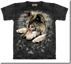 Wolf_Paws_T_Shirt_Nature_and_Animals