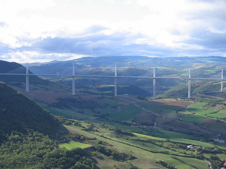 millau-viaduct-1 millau-viaduct-1