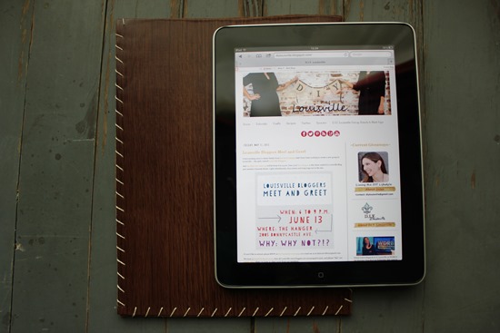 DIY Faux Wood iPad Sleeve Tutorial