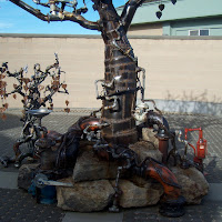 Pipetreewithlittletree.jpg Pipetreewithlittletree.jpg