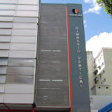 Fecha de inauguración: 18/09/04. Durante la gestión de Leopoldo López como alcalde del municipio Chacao se llevo a cabo la construcción e inauguración del Gimnasio Vertical que es el primero de una red de centros deportivos ubicados estratégicamente en Chacao para cubrir la demanda de espacios de esparcimiento y entrenamiento a los residentes y futuros talentos del deporte nacional. Gimnasio vertical