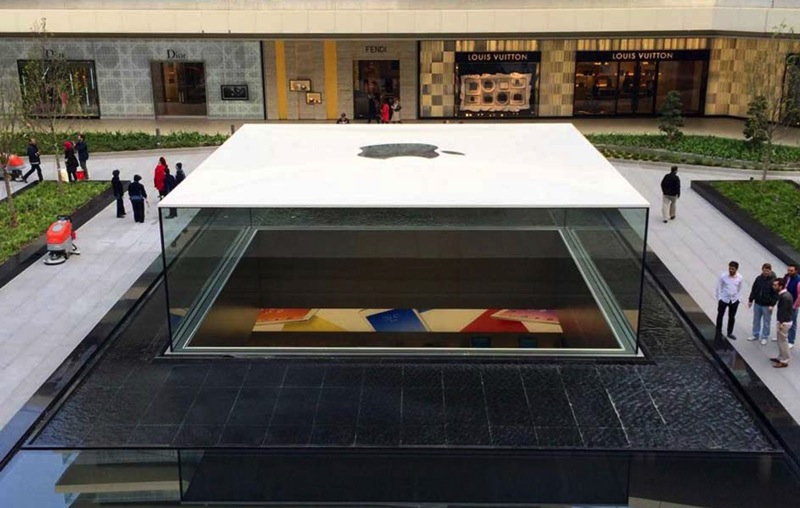Apple store Istanbul 02
