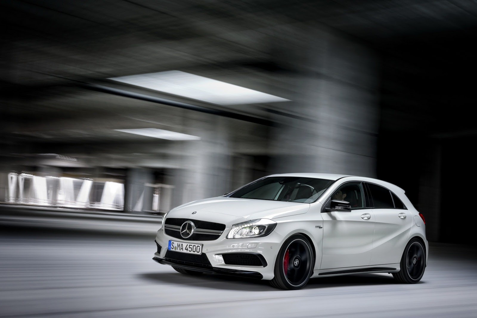 [Mercedes-A45-AMG-21%255B2%255D.jpg]