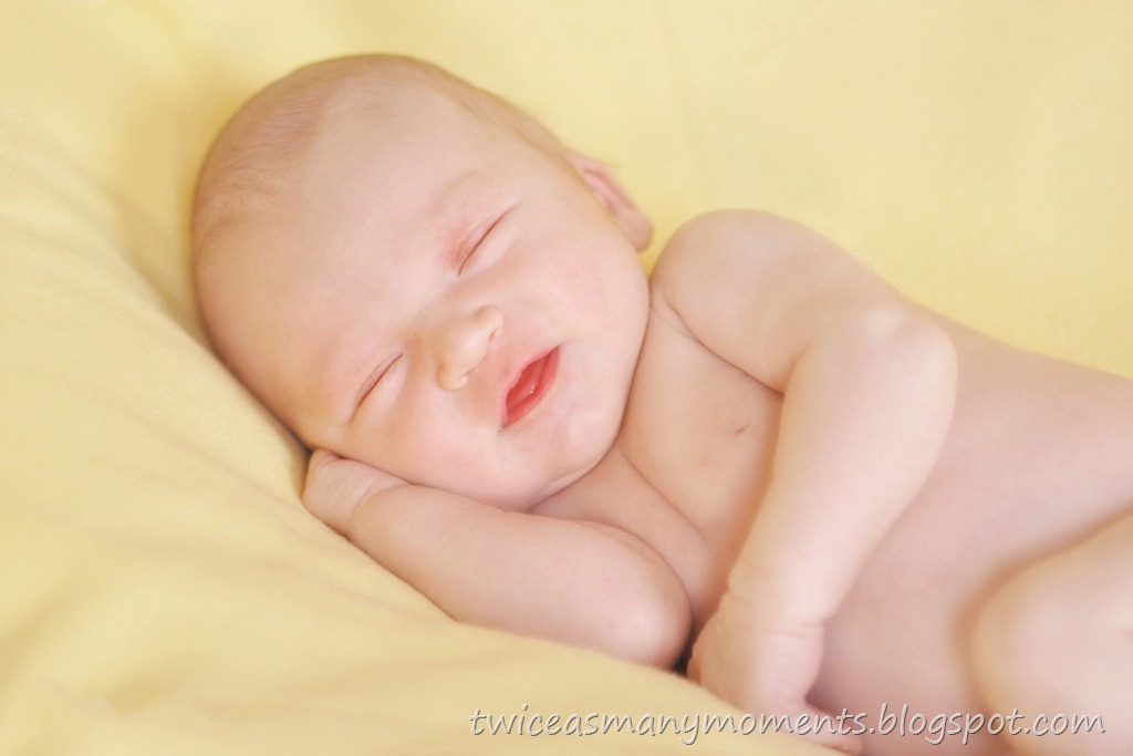 [baby%2520yellow%2520smile%255B11%255D.jpg]
