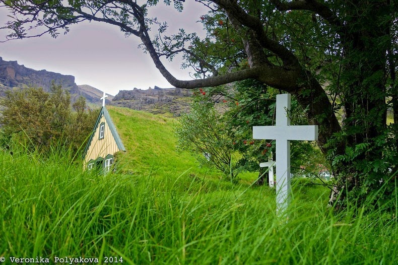 turf-church-hof-5