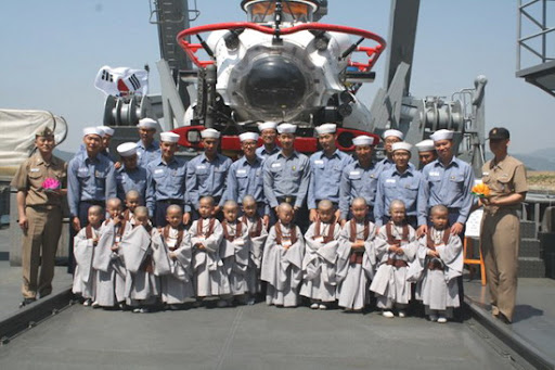 TieuHoaThuong&QuanNhanPTHanQuoc_01.jpg