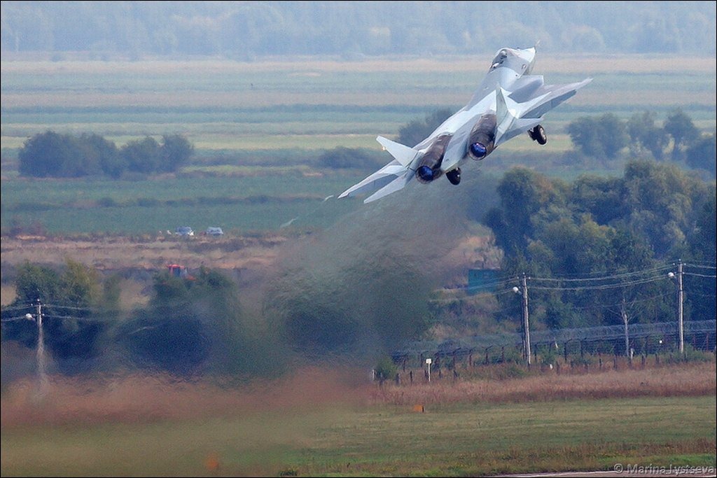 [T-50-PAK-FA-FGFA-Wallpaper-0052.jpg]