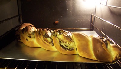[chocolate-babka%2520035.jpg]