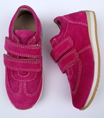 pompom_sneakers_pink