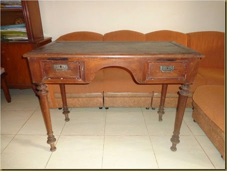Meja belajar Meja belajar