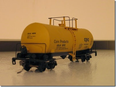 IMG_1121 Corn Products CCLX 1670 Tank Car by Walthers