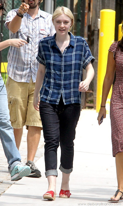 Dakota-Fanning-sexy-sedutora-desbaratinando-sexta-proibida (58) Dakota-Fanning-sexy-sedutora-desbaratinando-sexta-proibida (58)