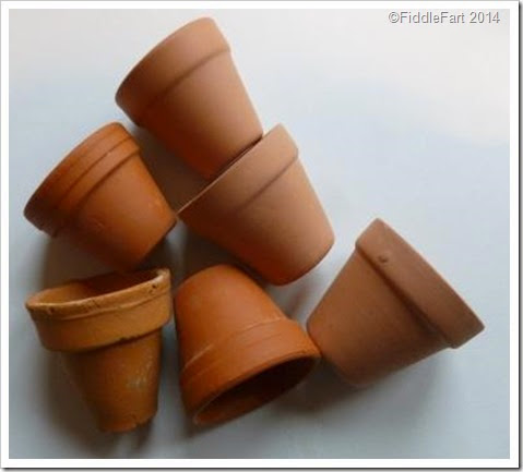 mini terracotta flower pots