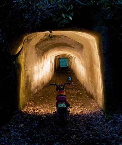[Magic-small-tunnels-08%255B5%255D.jpg]