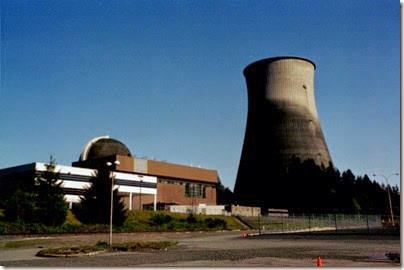 FH000020 Trojan Nuclear Power Plant from the Administration Buiding on April 22, 2006