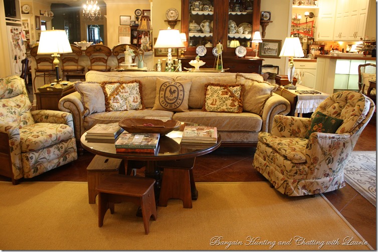 fmly rm dr chair