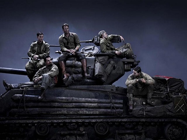Brad Pitt és Shia LeBeouf a Fury első hivatalos képén