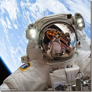 a98889_extreme-selfie_11-nasa a98889_extreme-selfie_11-nasa