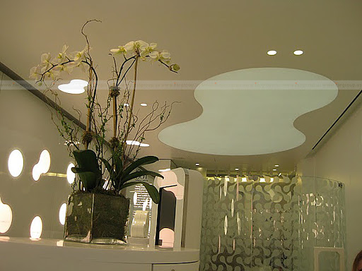 In&Out Cosmetic Boutique
