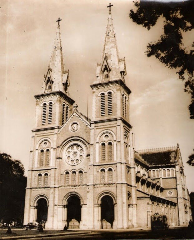 [Cathedrale_Saigon_1955_2%255B2%255D.jpg]