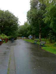beautiful paved trails are part of the extensive Anchorage trail system