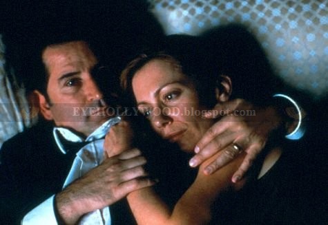Kerry Armstrong 