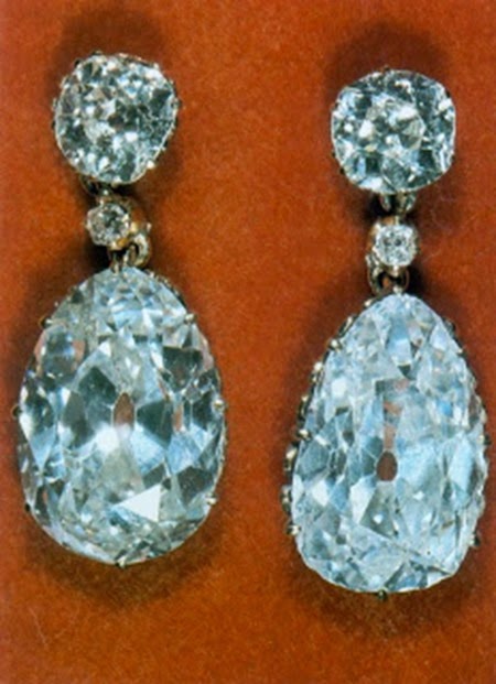 queensearrings queensearrings
