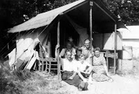 Groeneweg, Cornelis en Vos, Cornelia Oostvoorne 1949 + Sjaak en Gre .jpg
