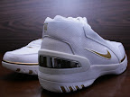 USA Basketball usabasketball lebron1 goldmedal 02 USA Basketball