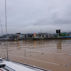 Ankunft in Ambon: viel Müll, Lärm und Gestank