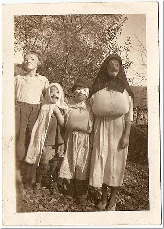 creepy-black-white-photos-7