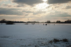 Eislaufen auf den Hammewiesen Sootgrüppen (siehe http://www.teufelsmoor.eu/landschaft/hamme/sootgruppen)