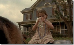 m-night-shyamalan-signs-2002-abigail-breslin m-night-shyamalan-signs-2002-abigail-breslin