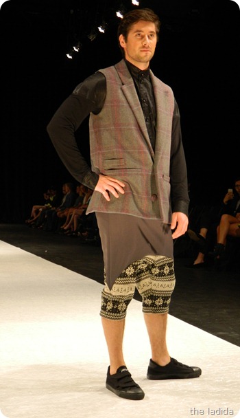 Paul Scott - AGFW Fashion Show 2012 (2)