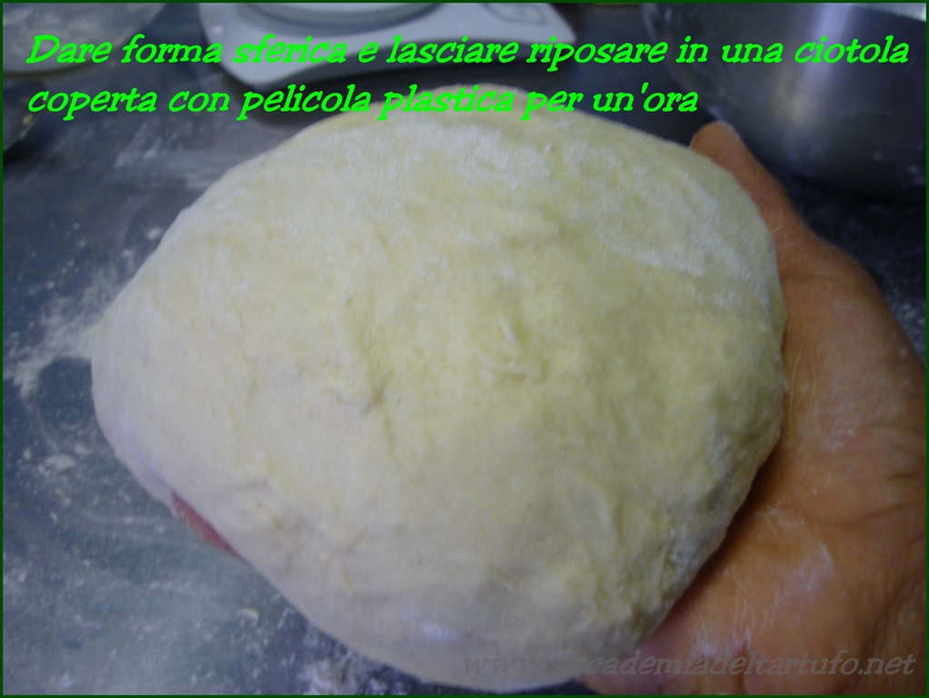 [impasto%2520per%2520maritozzi%2520accademia%2520del%2520tartufo%255B22%255D.jpg]